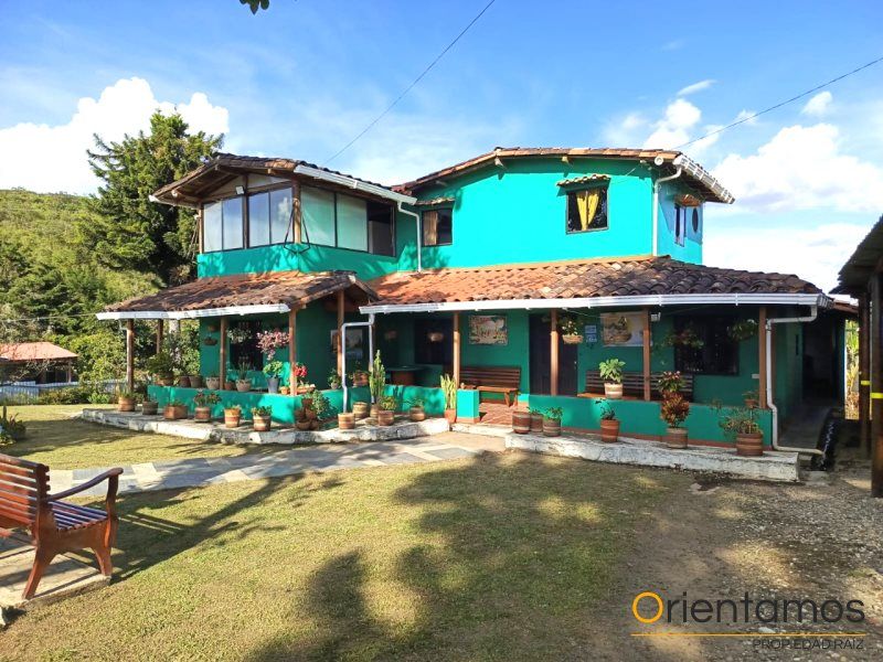 Finca en venta Antioquia San Vicente San Vicente 1221 m2 Habitaciones 5 Baños 4 Garajes 1 Precio $1200000000