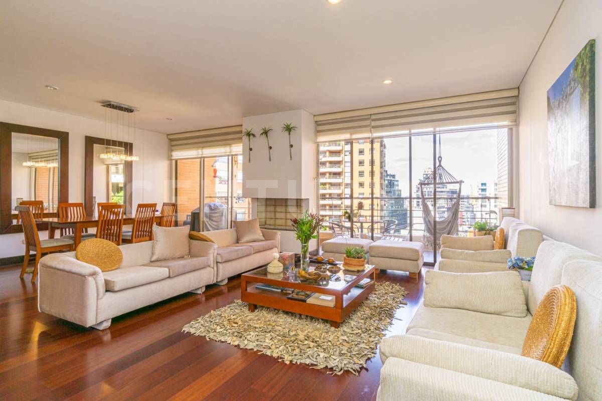 Apartamento en arriendo Cundinamarca Bogotá Los Alpes 180 m2 Habitaciones 3 Baños 4 Garajes 2 Precio $11000000