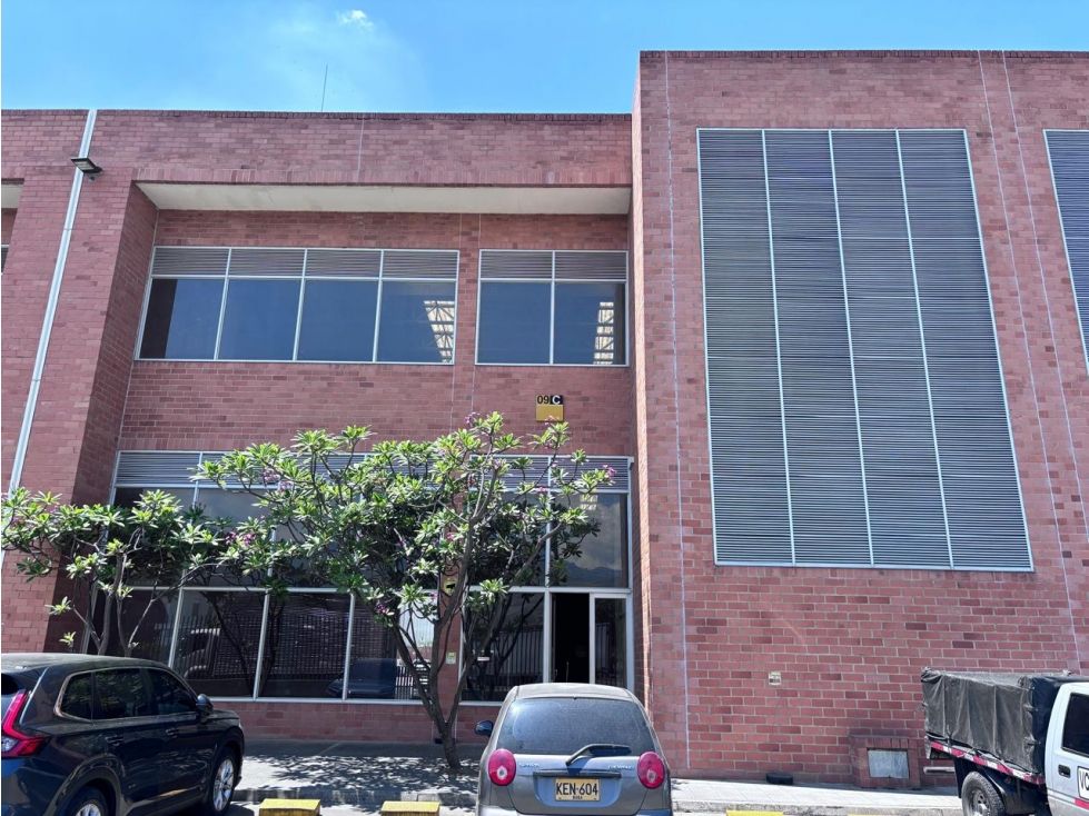 Bodega en arriendo Valle Del Cauca Yumbo Zona Industrial 600 m2 Habitaciones 0 Baños 4 Garajes 0 Precio $14000000