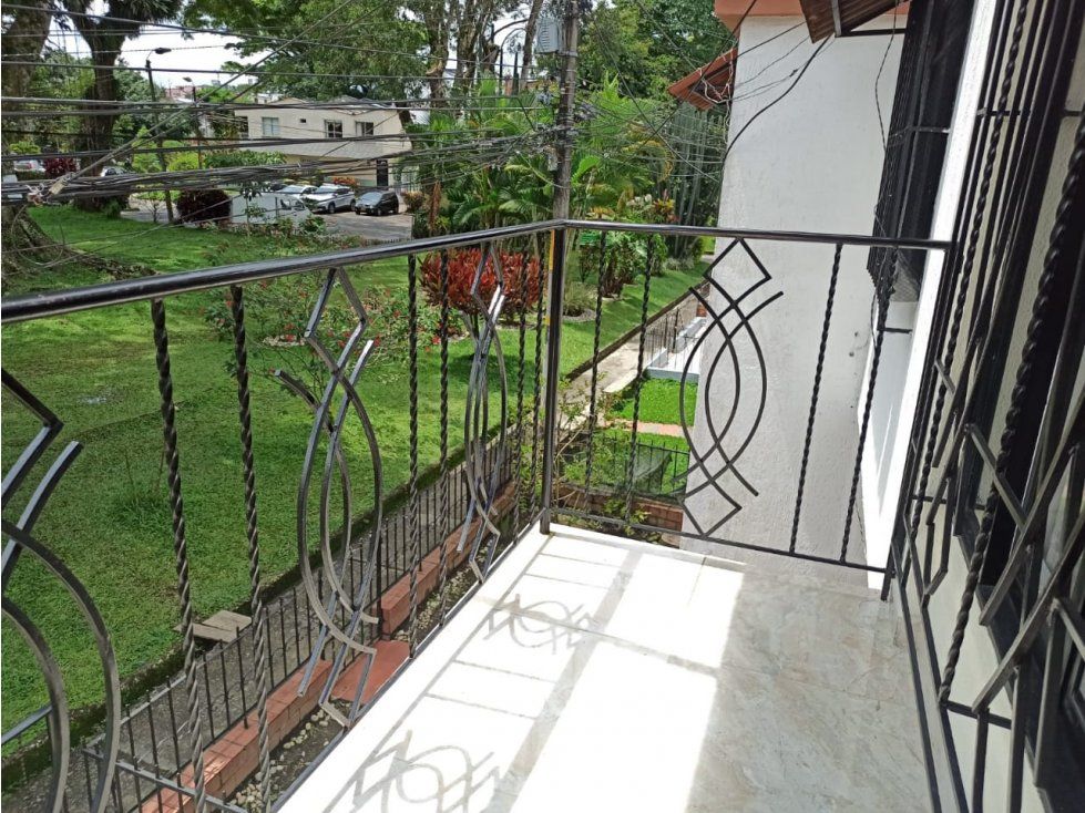 Casa en venta Risaralda Pereira Br Villas Del Jardin Ii 200 m2 Habitaciones 4 Baños 3 Garajes 0 Precio $550000000