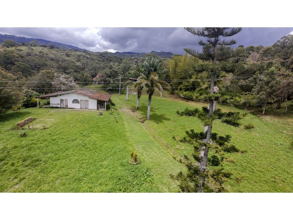 Finca en venta Cundinamarca Arbeláez Arbeláez 220 m2 Habitaciones 4 Baños 2 Garajes 9 Precio $490000000