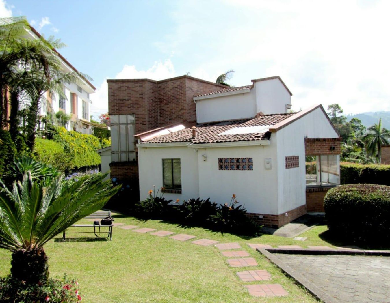 Casa en arriendo Caldas Villamaría La Florida 632 m2 Habitaciones 4 Baños 4 Garajes 2 Precio $5000000