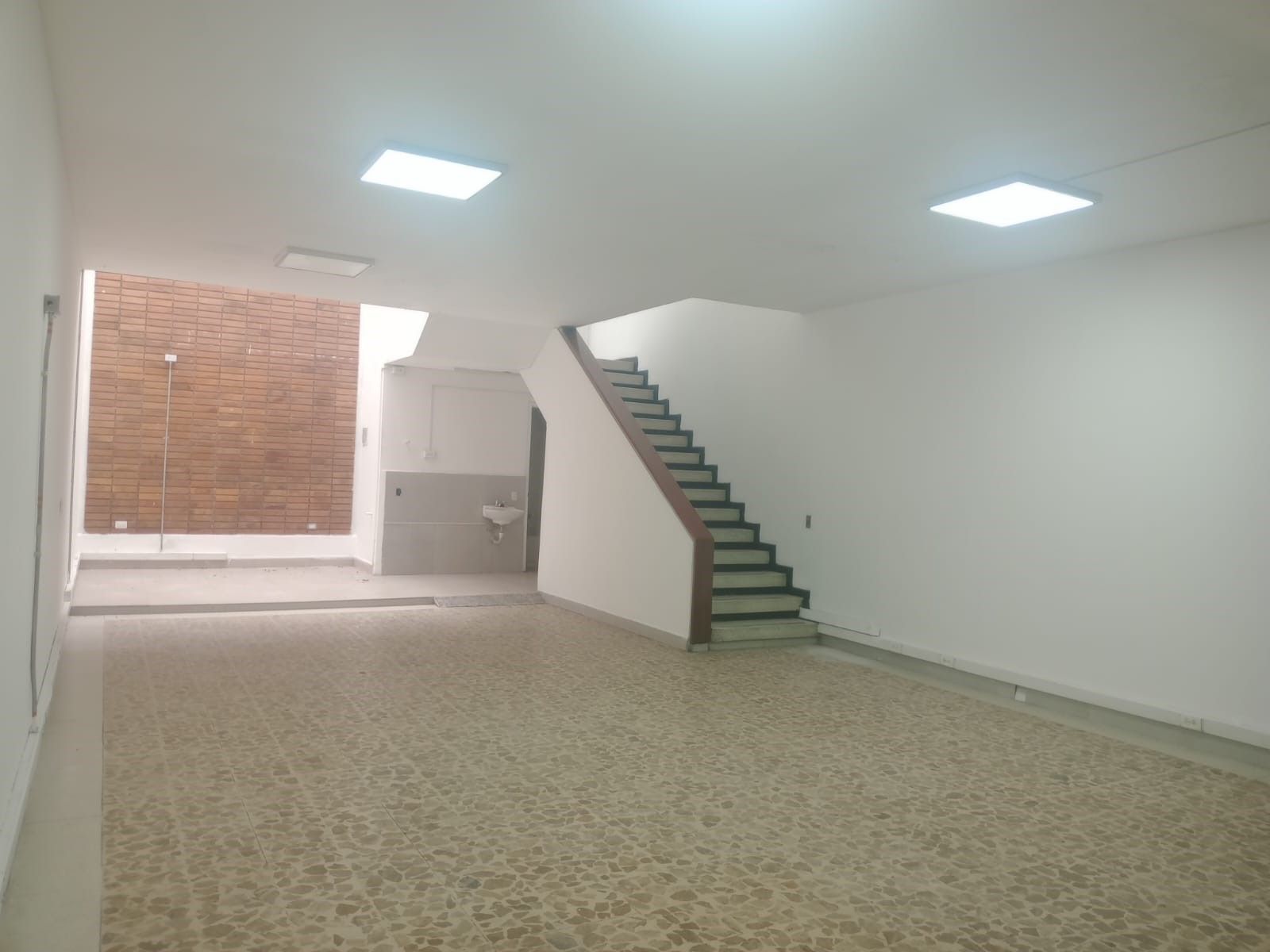 Local Comercial en venta Cundinamarca Bogotá Chapinero Norte 150 m2 Habitaciones 0 Baños 2 Garajes 0 Precio $1100000000