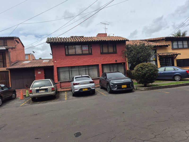 Apartamento en venta Cundinamarca Bogotá Cedritos 256 m2 Habitaciones 4 Baños 3 Garajes 1 Precio $980000000