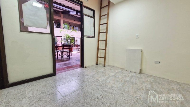 Oficina en arriendo Antioquia Envigado Villa Grande 9 m2 Habitaciones 0 Baños 0 Garajes 3 Precio $1000000