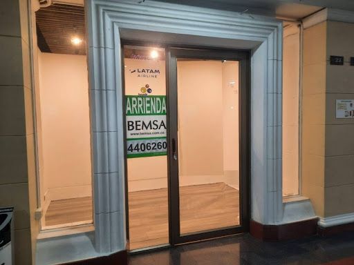 Local en arriendo Antioquia Medellín La Candelaria 12 m2 Habitaciones 0 Baños 0 Garajes 0 Precio $2000000