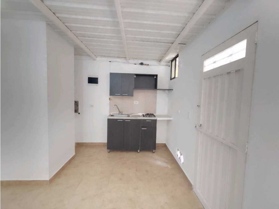 Apartaestudio en arriendo Antioquia Medellín El Salvador 28 m2 Habitaciones 1 Baños 1 Garajes 0 Precio $850000