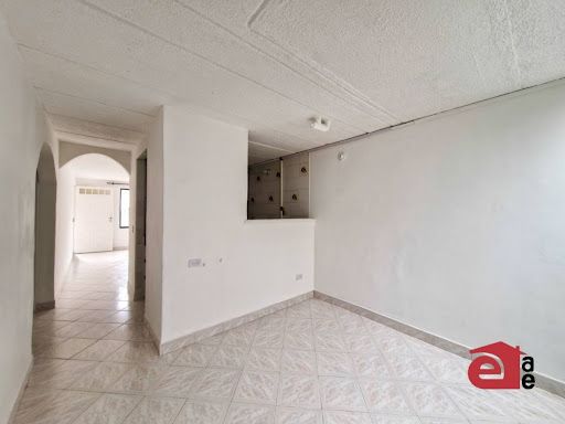 Casa en arriendo Antioquia Envigado El Dorado 72 m2 Habitaciones 3 Baños 2 Garajes 0 Precio $2600000