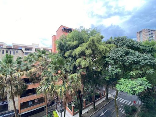 Apartamento en arriendo Antioquia Envigado El Dorado 105 m2 Habitaciones 2 Baños 2 Garajes 1 Precio $4500000