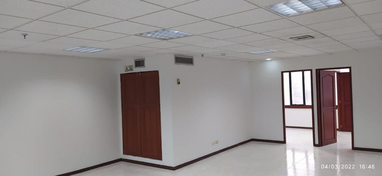 Oficina en arriendo Atlántico Barranquilla Villa Country 86 m2 Habitaciones 0 Baños 2 Garajes 2 Precio $6500000