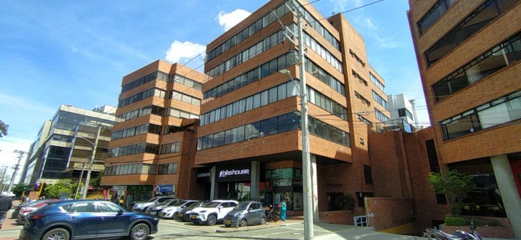Oficina en venta Cundinamarca Bogotá La Carolina 100 m2 Habitaciones 0 Baños 2 Garajes 0 Precio $880000000