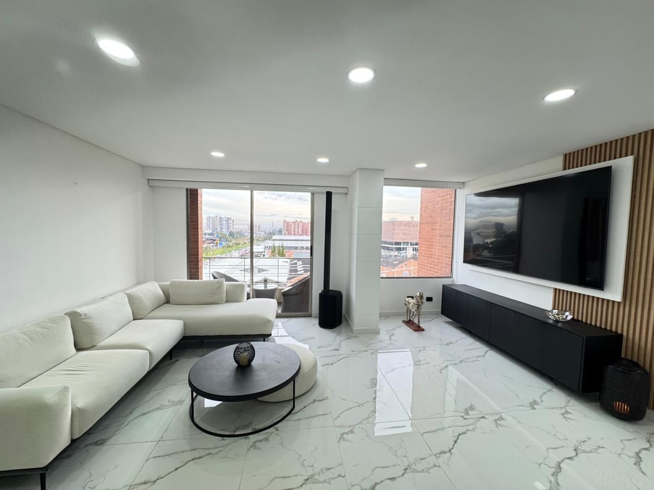 Apartamento en venta Cundinamarca Bogotá Ciudad Salitre Sur-oriental 90 m2 Habitaciones 3 Baños 2 Garajes 2 Precio $890000000