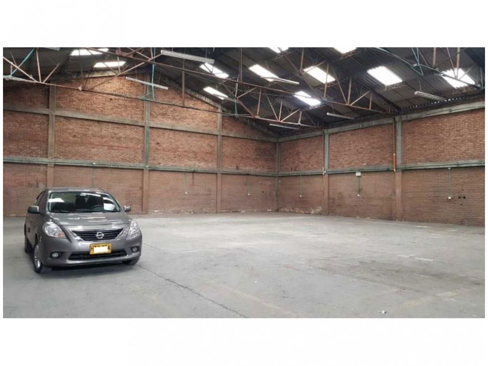 Bodega en venta Cundinamarca Bogotá Gorgonzola 1000 m2 Habitaciones 0 Baños 3 Garajes 2 Precio $3300000000