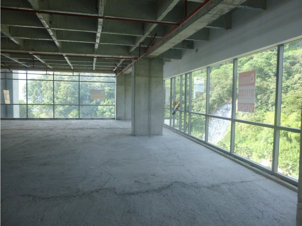 Oficina en arriendo Antioquia Medellín Castropol 742 m2 Habitaciones 0 Baños 3 Garajes 15 Precio $47810000