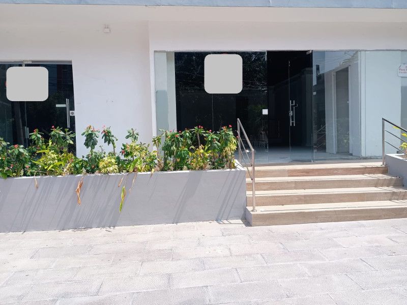 Local en arriendo Atlántico Barranquilla Las Terrazas 300 m2 Habitaciones 0 Baños 0 Garajes 15 Precio $12000000