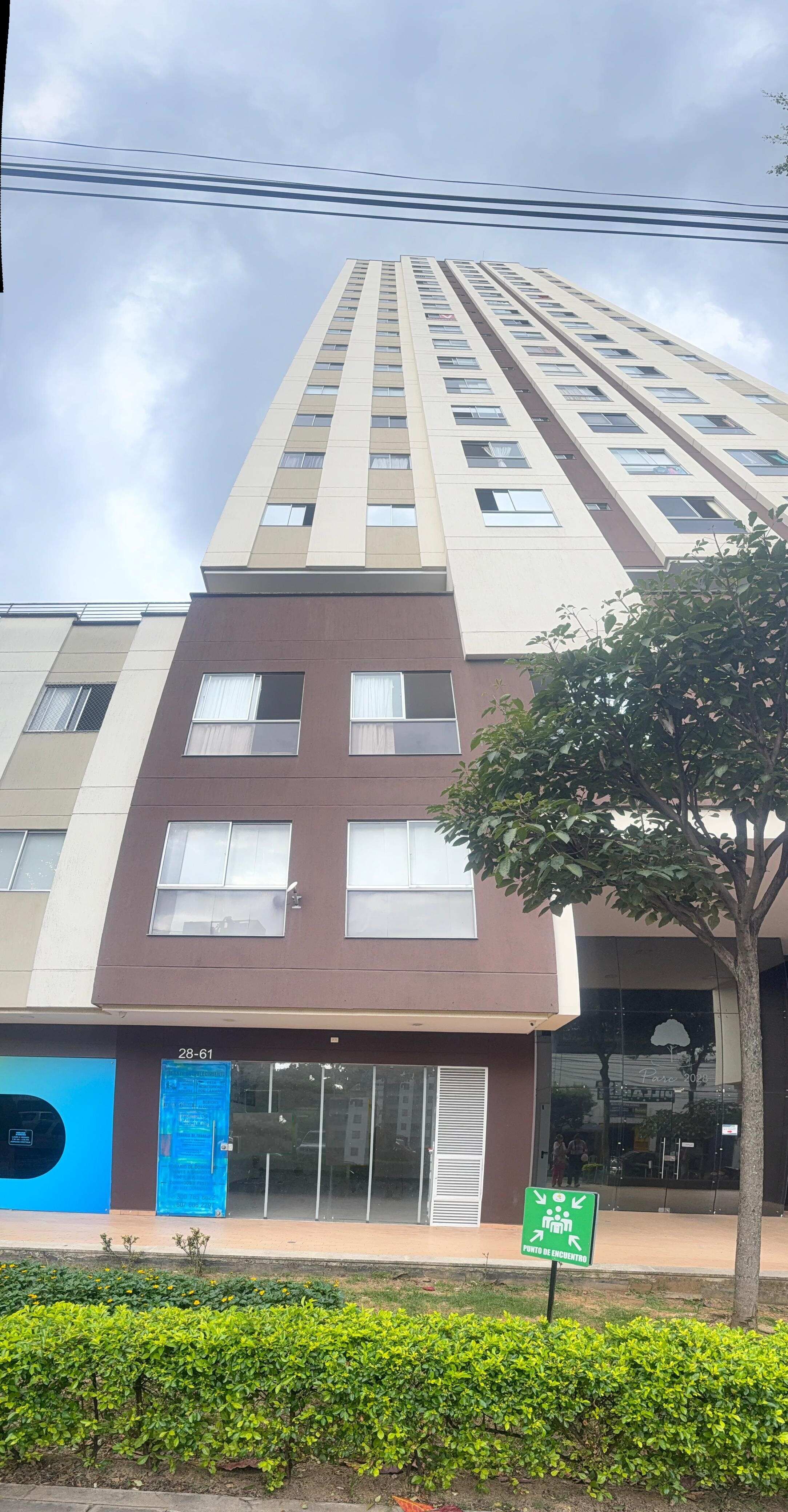 Local en venta Santander Bucaramanga Alarcon 57 m2 Habitaciones 0 Baños 1 Garajes 1 Precio $450000000