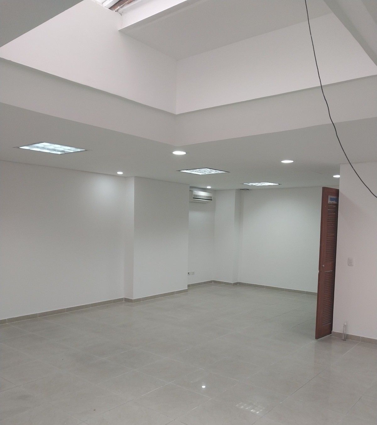 Local en venta Tolima Ibagué La Pola 70 m2 Habitaciones 0 Baños 1 Garajes 1 Precio $279900000