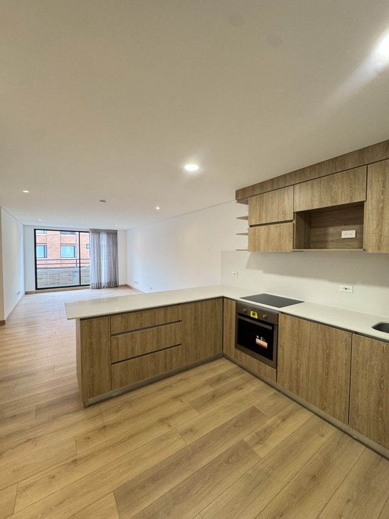 Apartamento en venta Cundinamarca Bogotá Santa Barbara Occidental 111 m2 Habitaciones 3 Baños 3 Garajes 2 Precio $1214000000