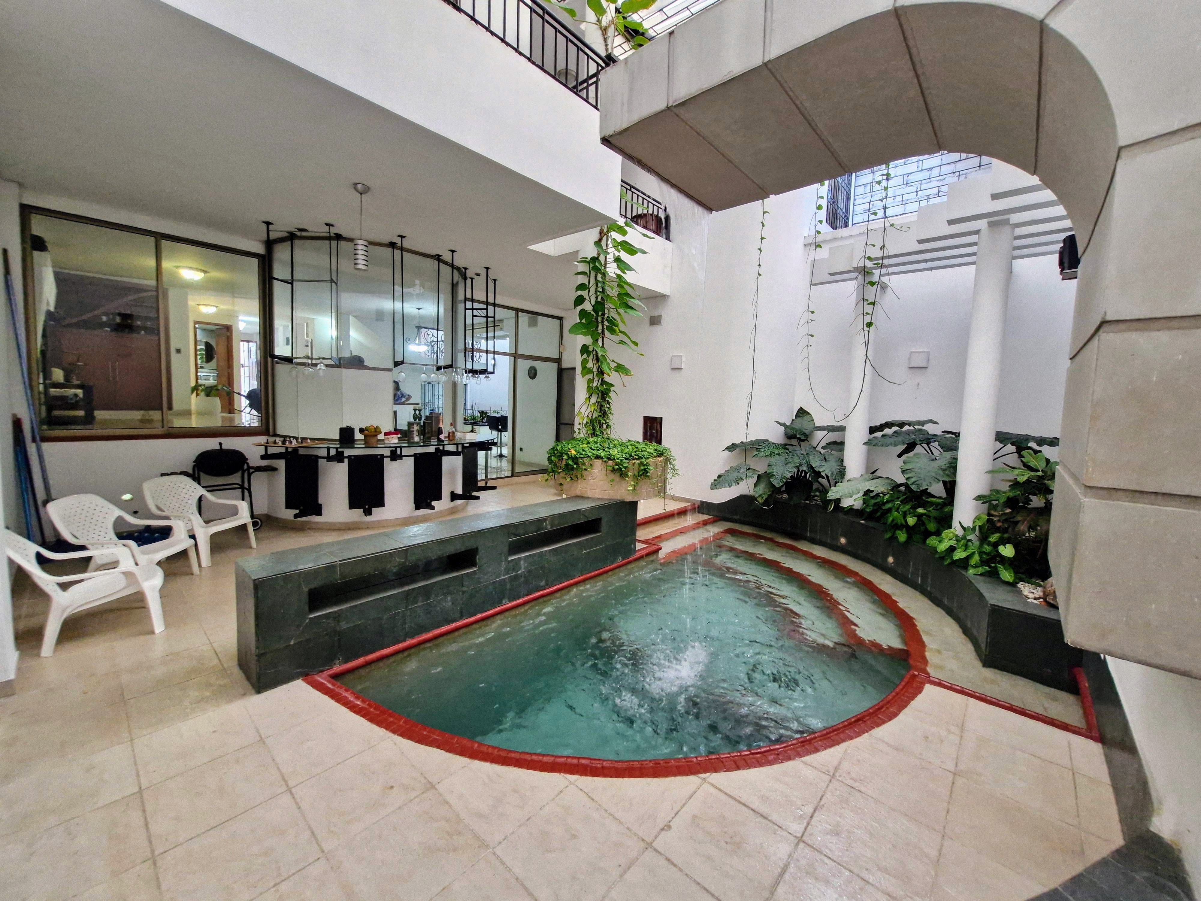 Casa en venta Valle Del Cauca Cali El Ingenio 520 m2 Habitaciones 7 Baños 6 Garajes 2 Precio $1150000000