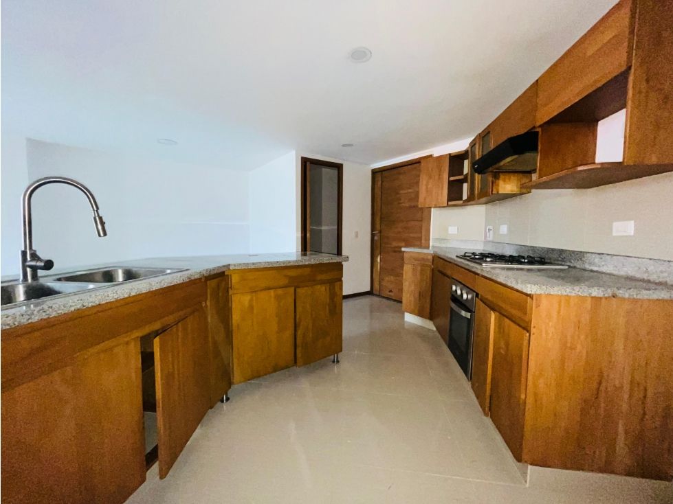 Apartamento en venta Antioquia Sabaneta Urbanizacion Gorrion 127 m2 Habitaciones 3 Baños 4 Garajes 2 Precio $720000000