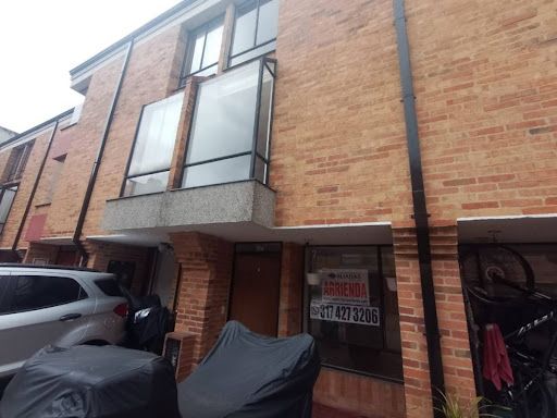 Casa en arriendo Cundinamarca Bogotá San Cipriano 80 m2 Habitaciones 3 Baños 3 Garajes 1 Precio $2600000