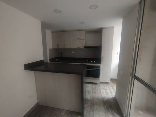 Apartamento en arriendo Antioquia Sabaneta Los Alcázares 62 m2 Habitaciones 3 Baños 2 Garajes 1 Precio $2300000