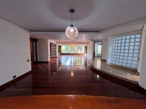 Apartamento en venta Antioquia Medellín Las Lomas No1 225 m2 Habitaciones 3 Baños 4 Garajes 2 Precio $1350000000