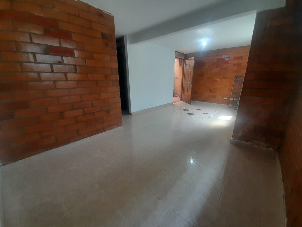 Casa en venta Valle Del Cauca Jamundí Portal De Jamundí 100 m2 Habitaciones 3 Baños 2 Garajes 0 Precio $170000000