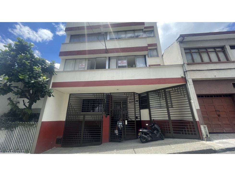 Apartamento en venta Risaralda Pereira Sector Galeria Central 110 m2 Habitaciones 4 Baños 3 Garajes 1 Precio $380000000