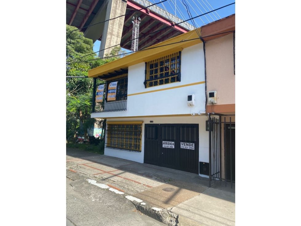 Casa en venta Risaralda Pereira Los Alcazares 210 m2 Habitaciones 4 Baños 2 Garajes 1 Precio $460000000