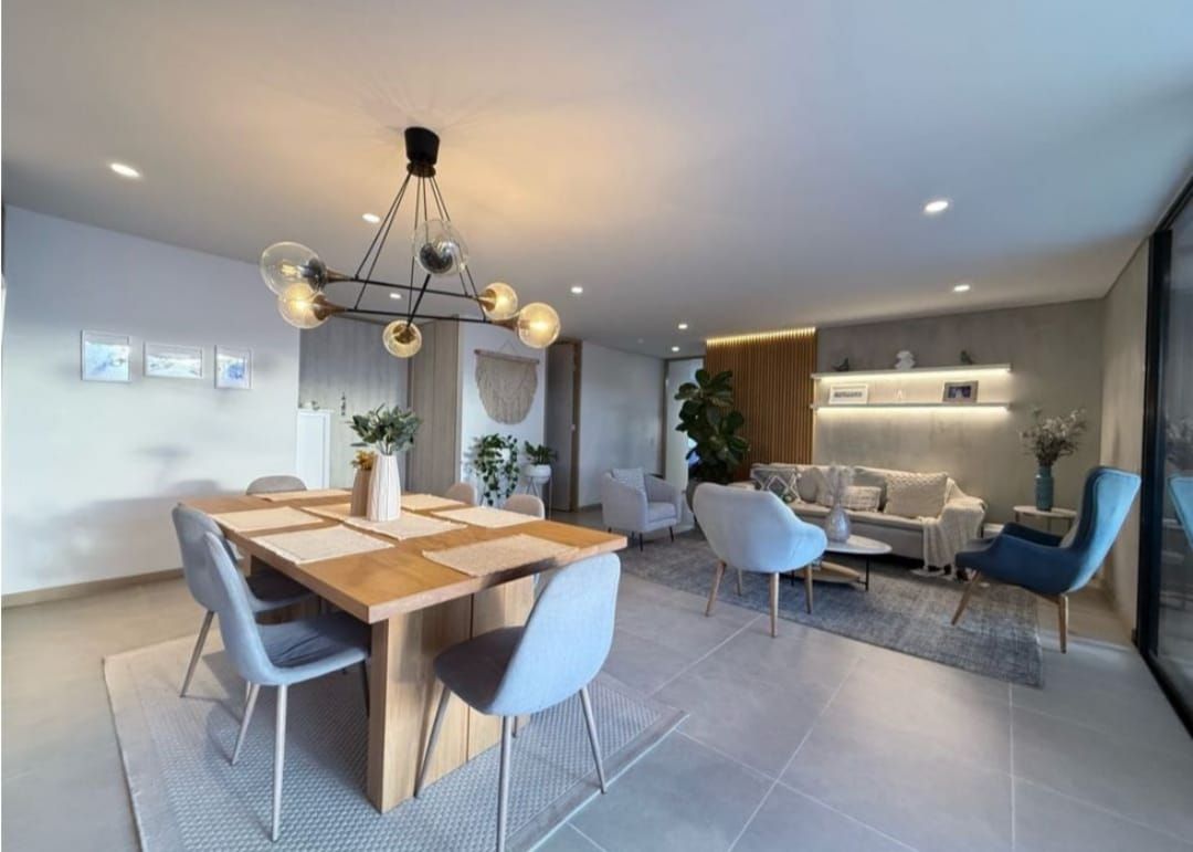 Apartamento en venta Antioquia Envigado Loma De Las Brujas 147 m2 Habitaciones 3 Baños 4 Garajes 2 Precio $1250000000