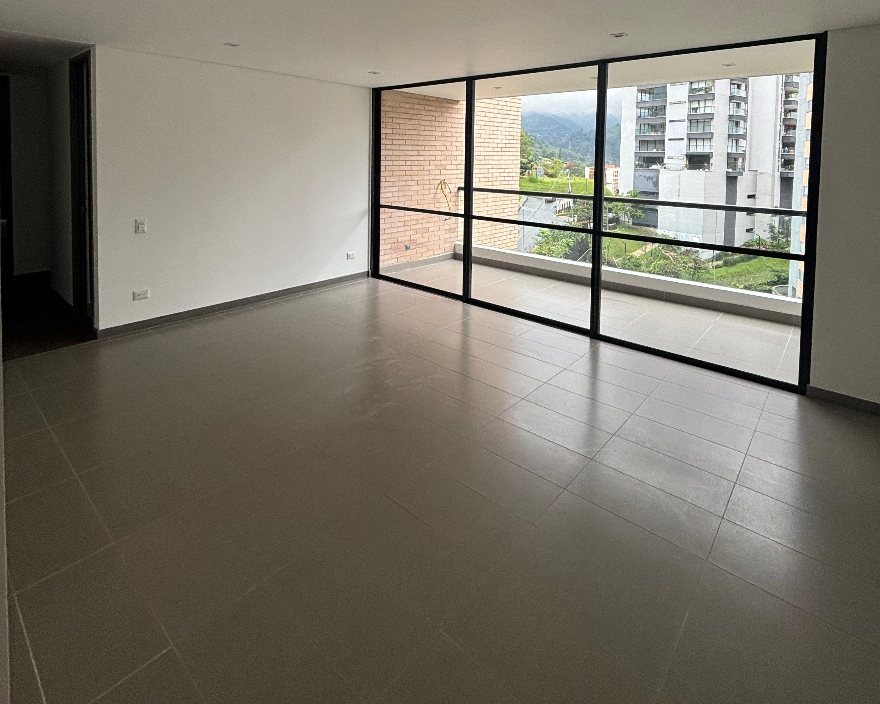 Apartamento en arriendo Antioquia Envigado La Pradera 98 m2 Habitaciones 3 Baños 2 Garajes 2 Precio $5500000