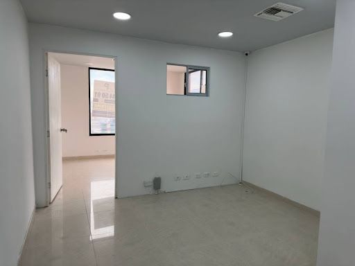 Oficina en venta Antioquia Medellín Perpetuo Socorro 32 m2 Habitaciones 0 Baños 1 Garajes 1 Precio $320000000