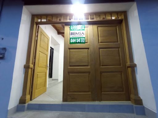 Local en arriendo Antioquia Rionegro Belchite 47 m2 Habitaciones 0 Baños 1 Garajes 0 Precio $2500000