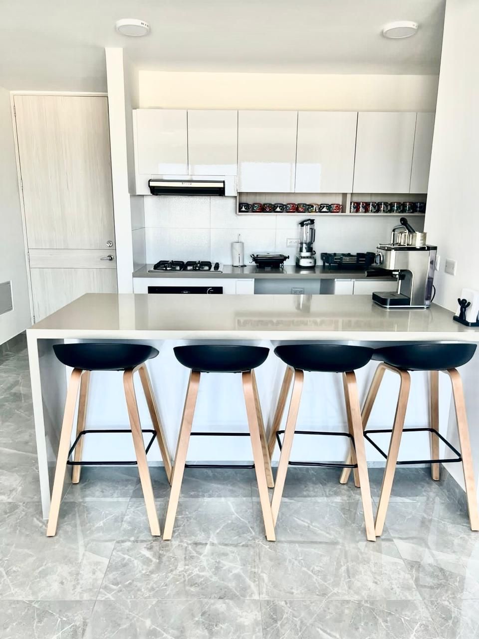 Apartamento en arriendo Atlántico Barranquilla Romance 98 m2 Habitaciones 3 Baños 2 Garajes 1 Precio $4500000