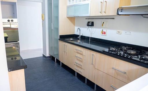 Apartamento en arriendo Antioquia Medellín Santa Teresita 87 m2 Habitaciones 3 Baños 2 Garajes 1 Precio $3500000