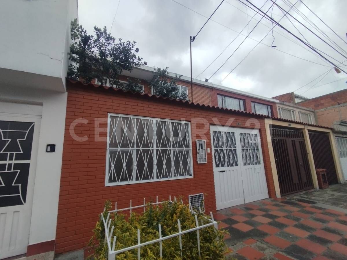 Casa en arriendo Cundinamarca Bogotá Autopista Muzu 139 m2 Habitaciones 4 Baños 2 Garajes 2 Precio $3100000
