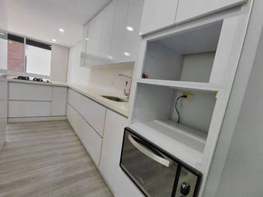 Casa en arriendo Antioquia Envigado La Mesa 285 m2 Habitaciones 3 Baños 4 Garajes 2 Precio $11500000