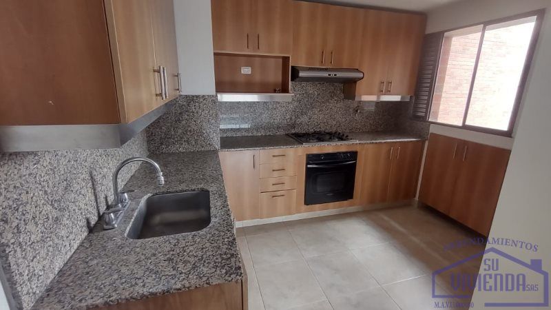 Apartamento en arriendo Antioquia Medellín La Florida 145 m2 Habitaciones 3 Baños 2 Garajes 0 Precio $6000000
