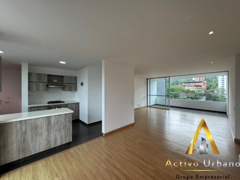 Apartamento en arriendo Antioquia Envigado Zona Centro 140 m2 Habitaciones 3 Baños 4 Garajes 0 Precio $7800000