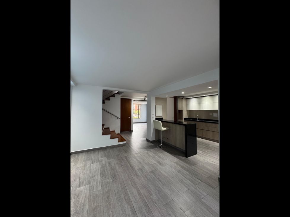 Casa en venta Cundinamarca Mosquera Centro 190 m2 Habitaciones 5 Baños 3 Garajes 1 Precio $710000000