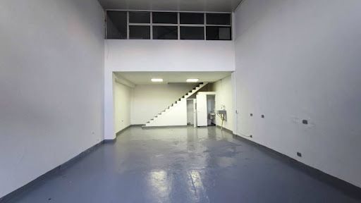 Local en arriendo Antioquia Medellín San Diego 100 m2 Habitaciones 0 Baños 1 Garajes 2 Precio $8000000