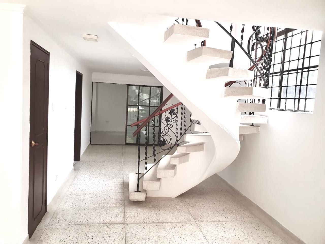 Casa en arriendo Atlántico Barranquilla Altos Del Limon 147 m2 Habitaciones 3 Baños 3 Garajes 1 Precio $3600000