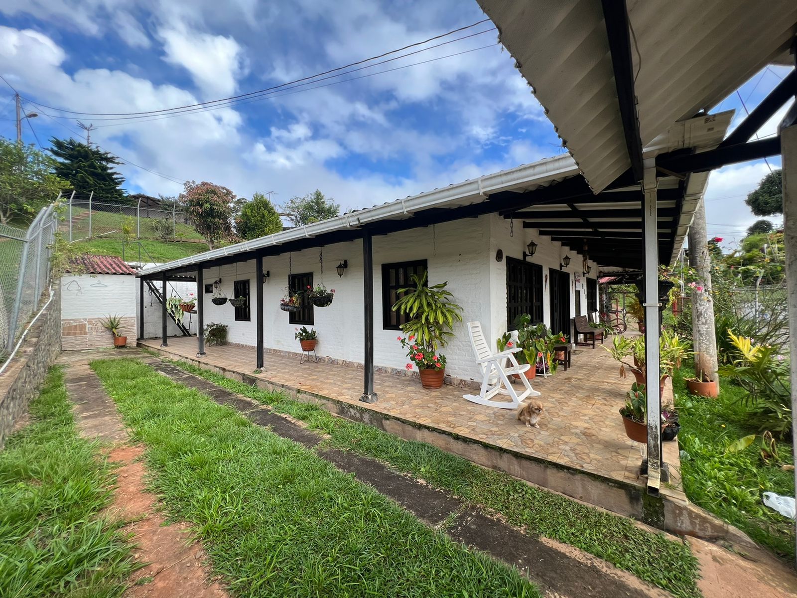 Casa en venta Valle Del Cauca Dagua Dagua 200 m2 Habitaciones 4 Baños 3 Garajes 6 Precio $275000000