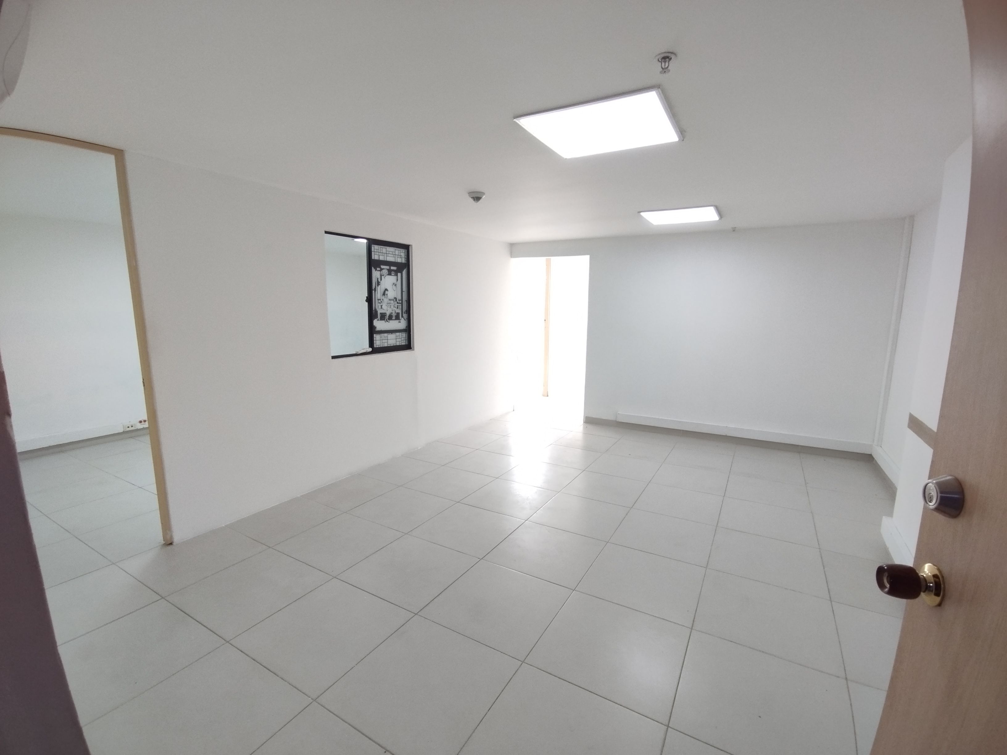 Oficina en arriendo Antioquia Medellín Naranjal 75 m2 Habitaciones 0 Baños 1 Garajes 0 Precio $4000000