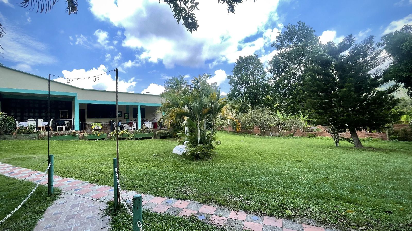 Lote en venta Santander Floridablanca Floridablanca 6770 m2 Habitaciones 0 Baños 3 Garajes 2 Precio $4000000000