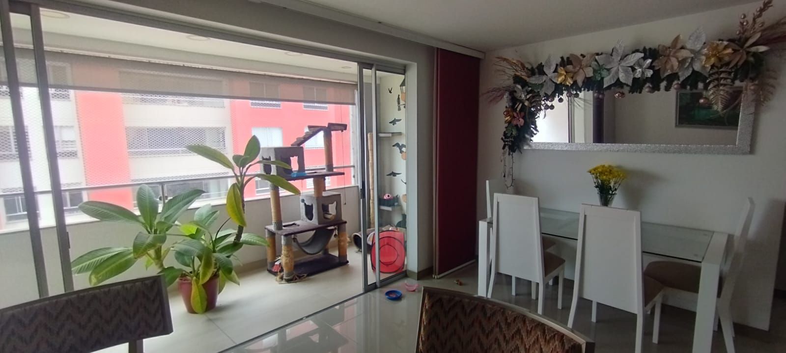 Apartamento en venta Valle Del Cauca Cali Conjunto Residencial Olivenza 104 m2 Habitaciones 3 Baños 5 Garajes 1 Precio $680000000