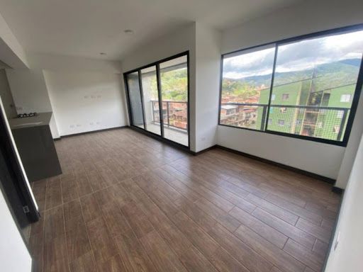 Apartamento en arriendo Antioquia El Retiro El Retiro 70 m2 Habitaciones 2 Baños 2 Garajes 1 Precio $2700000