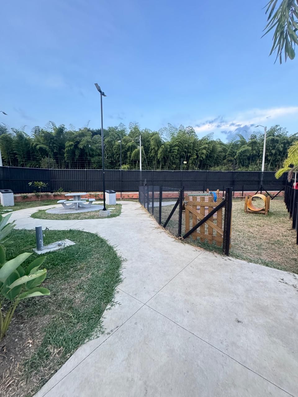 Casa en venta Valle Del Cauca Jamundí Cr Alondra 126 m2 Habitaciones 3 Baños 3 Garajes 2 Precio $490000000