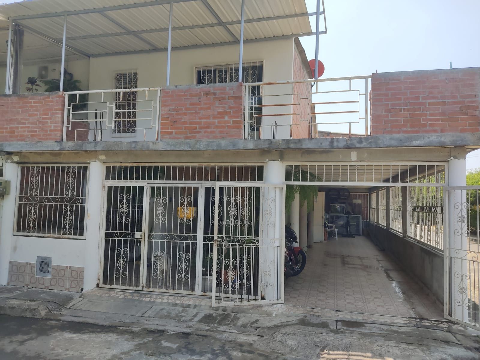 Casa en venta Valle Del Cauca Cali La Merced 210 m2 Habitaciones 4 Baños 2 Garajes 0 Precio $299000000